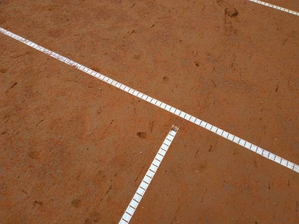 Faut-il prévoir une rénovation régulière des courts de tennis en terre battue dans le Var ?